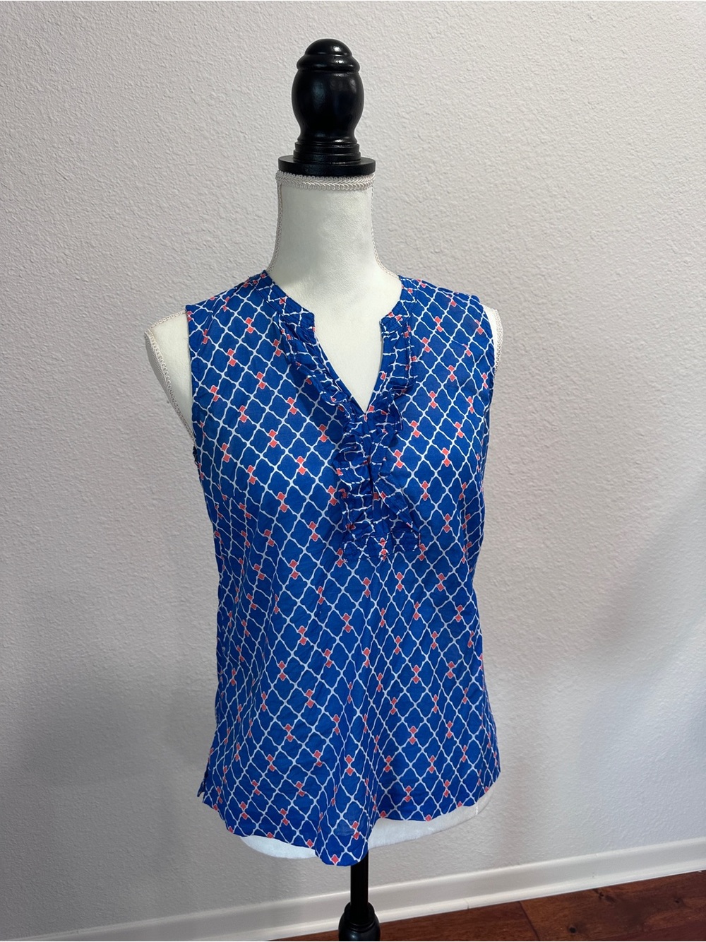 Talbots Blue & Orange Geometric Ruffle V-Neck Sleeveless Top